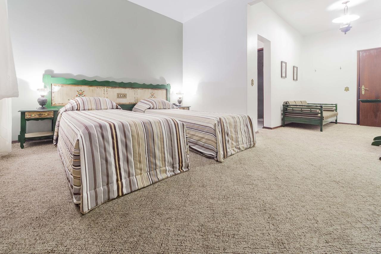 Hotel Tannenhof Joinville Extérieur photo